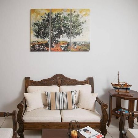 Aegina Town Apartment , With Private Parking المظهر الخارجي الصورة
