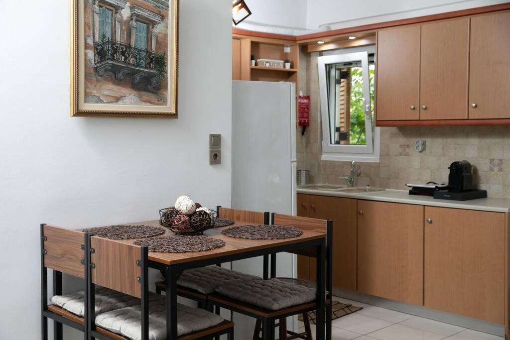 Aegina Town Apartment , With Private Parking المظهر الخارجي الصورة