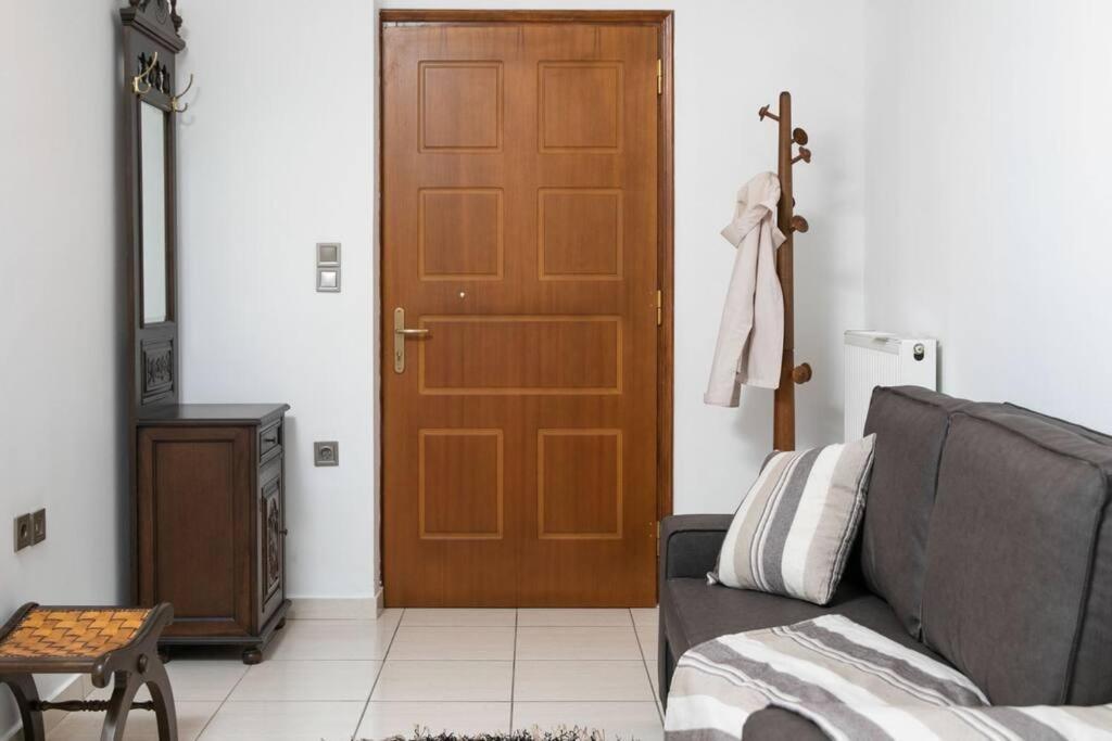 Aegina Town Apartment , With Private Parking المظهر الخارجي الصورة